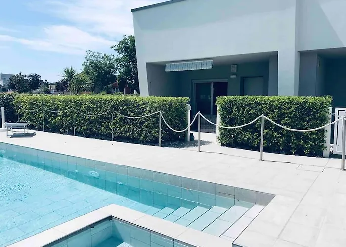 Casa Al Mare, Moderna Con Piscina E Giardino! Apartment