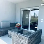 Casa Al Mare, Moderna Con Piscina E Giardino! Apartment *
