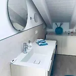Apartment Casa Al Mare, Moderna Con Piscina E Giardino! *