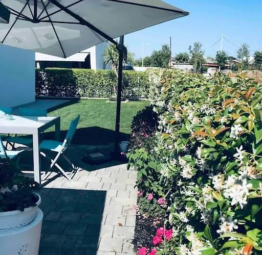 Апартаменты Casa Al Mare, Moderna Con Piscina E Giardino!